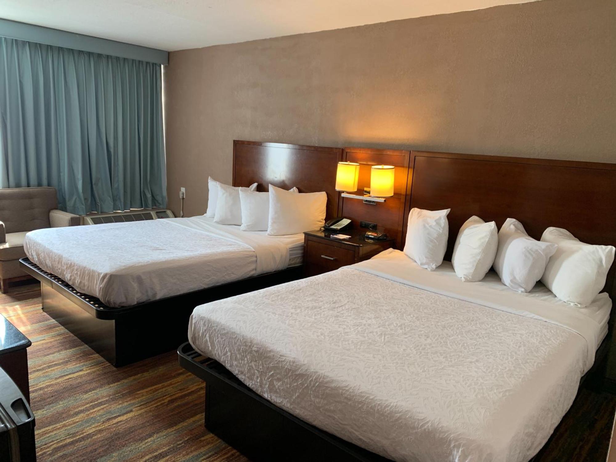 Albany Airport Inn Екстериор снимка