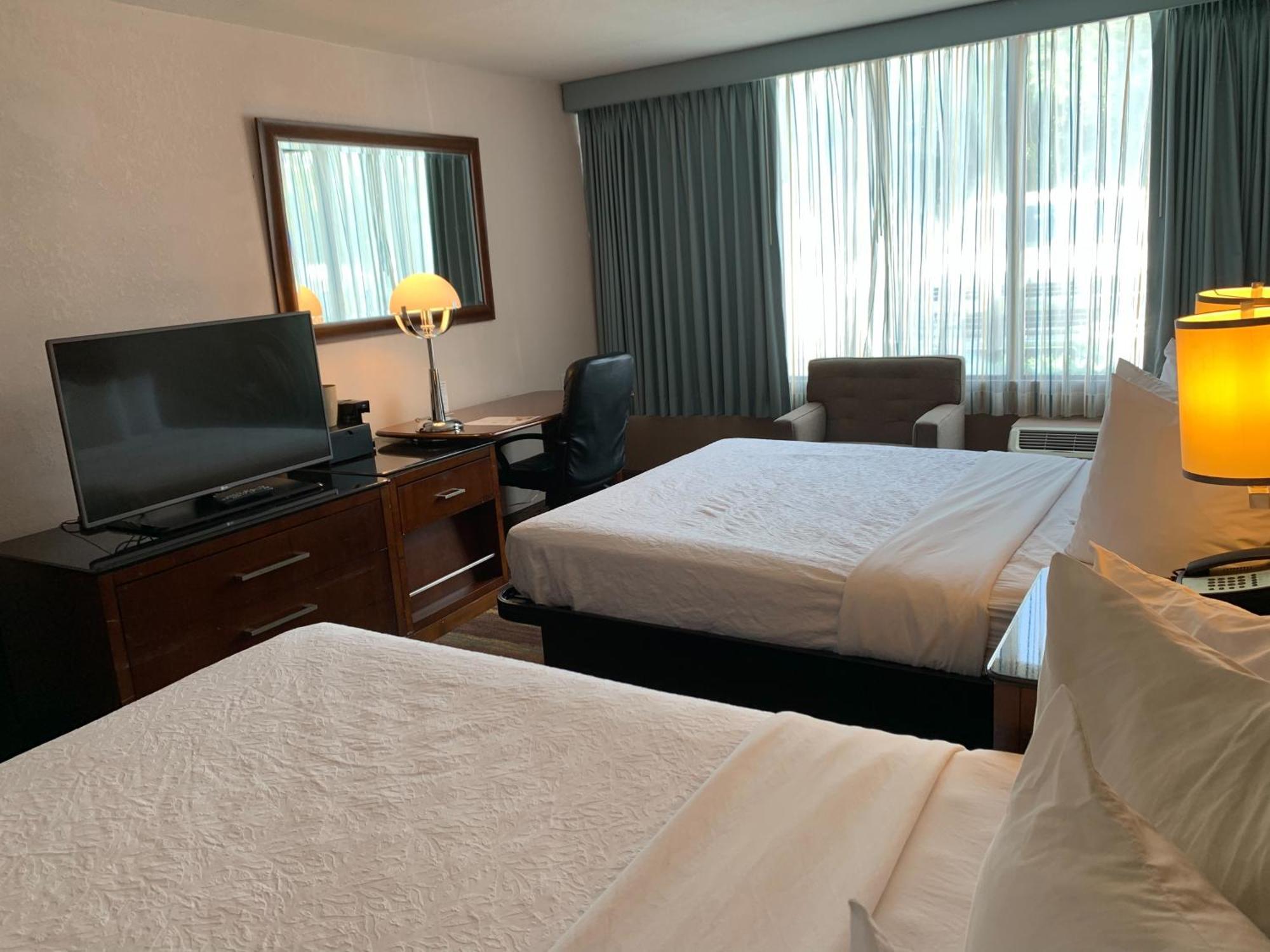 Albany Airport Inn Екстериор снимка
