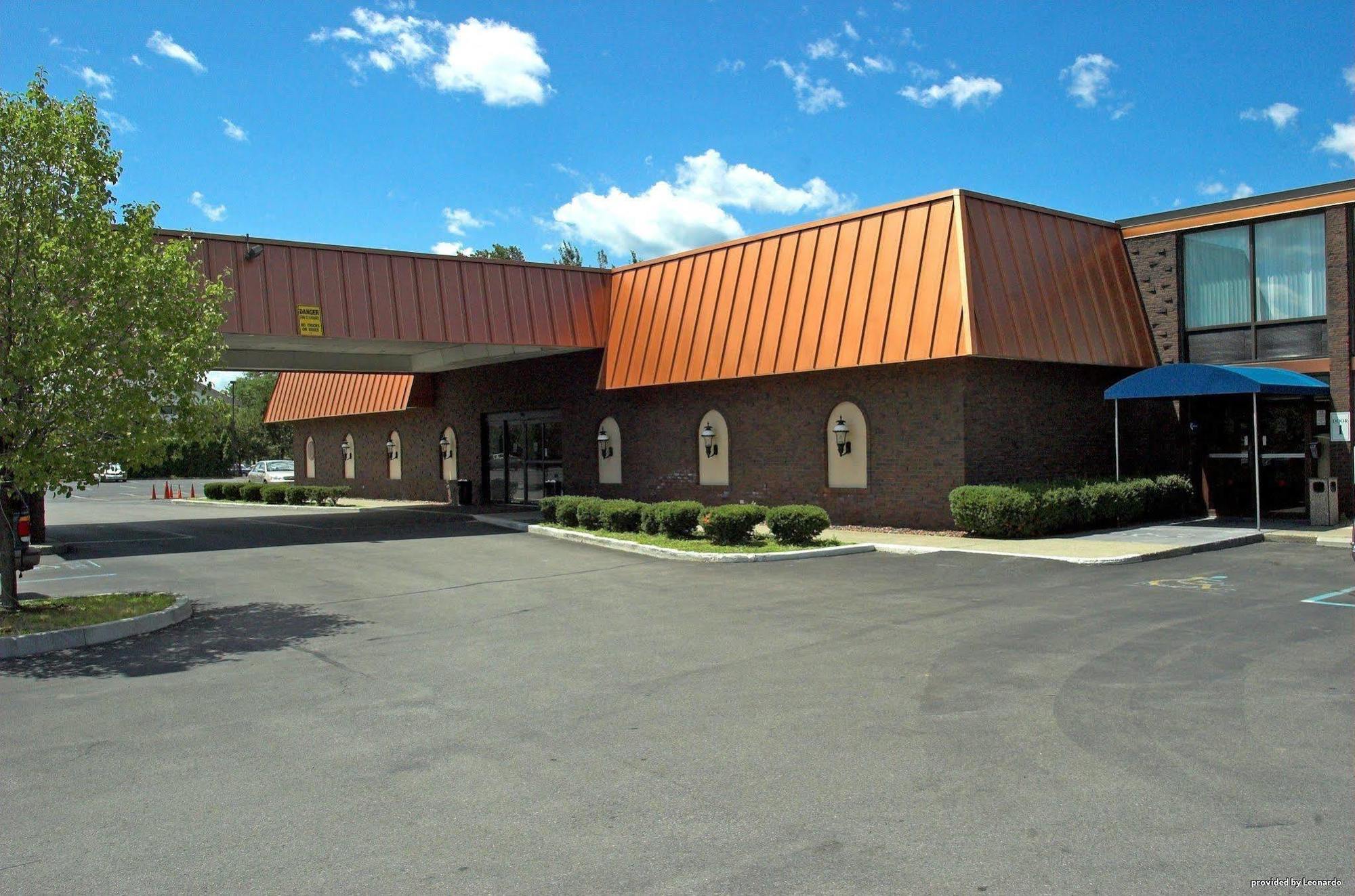 Albany Airport Inn Екстериор снимка